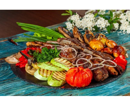 Сэт на углях Мясо-Овощи Сэт на углях Мясо-Овощи